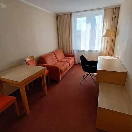 Apartment 10q - Z6 901 *